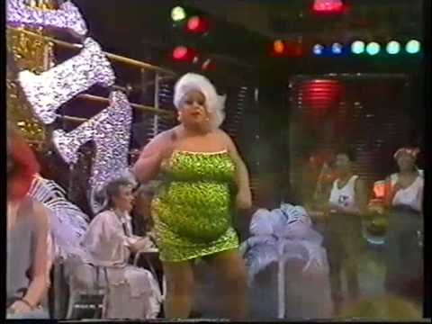 Youtube: Divine - Shake It Up