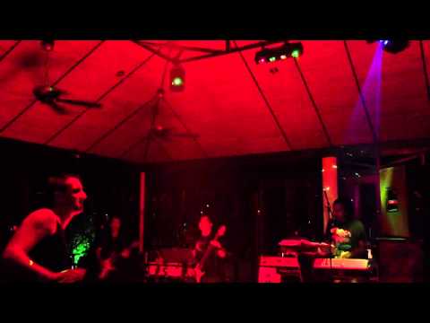 Youtube: I shot the shérif by ambaa live on Maldives