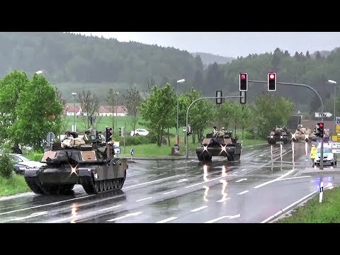Youtube: U.S. Tanks & Howitzers Passing Through German Town