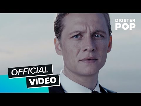 Youtube: Matthias Schweighöfer - Fliegen (aus dem Film „Der Nanny“ / Alternative Version)