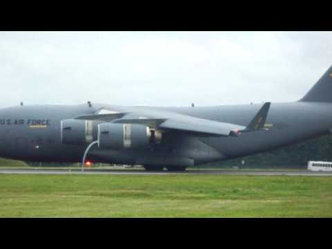 Youtube: C-17 Globemaster Landing and Reverse Thrust Action