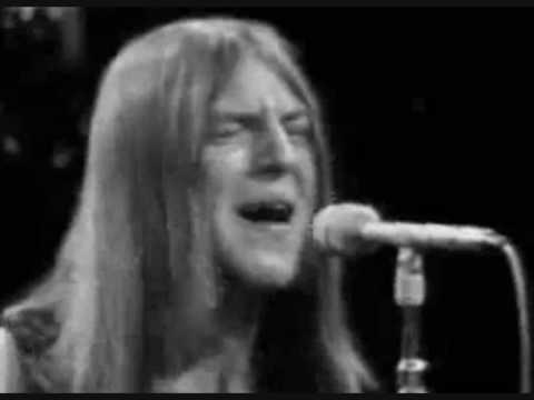 Youtube: Gimme Shelter - Grand Funk Railroad