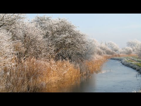 Youtube: Ralph Vaughan Williams : In the Fen Country. Photographs.