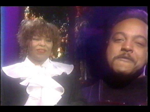 Youtube: Peabo Bryson & Roberta Flack - I'LL BE HOME FOR CHRISTMAS (1993 TV Special)