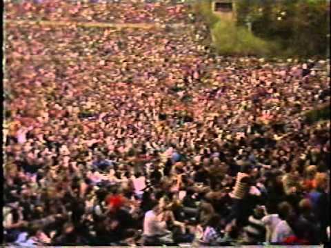 Youtube: Künstler für den Frieden - Waldbühne 9. Mai 1982