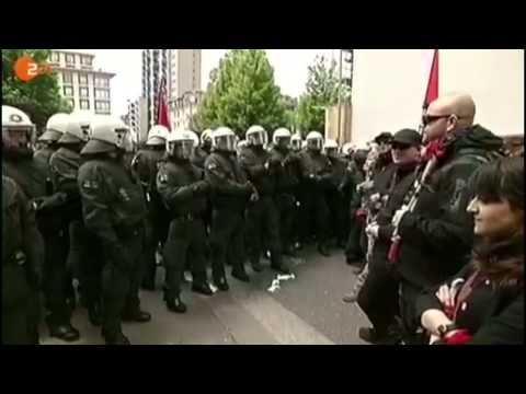 Youtube: Polizei geht massiv gegen friedliche Bürger vor