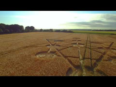 Youtube: Badbury Rings CROP CIRCLE 16.6.2017 4k60p