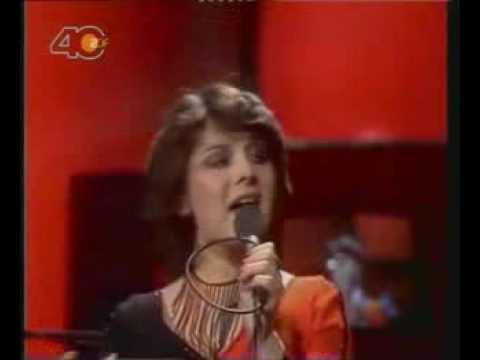 Youtube: Marianne Rosenberg - Er gehört zu mir (LIVE) "Disco" 1975