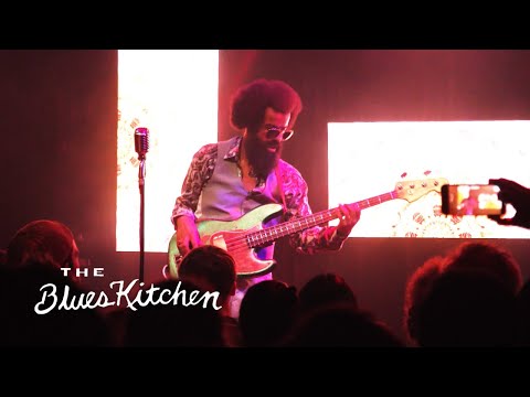 Youtube: Fernando Rosa - Funky Drummer, Get On Up, I Feel Good [James Brown] - The Blues Kitchen Presents...