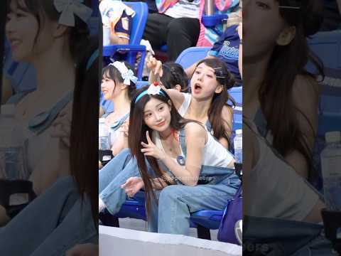 Youtube: 一個呆呆 一個壞壞 Pt.2 Cute vs naughty
