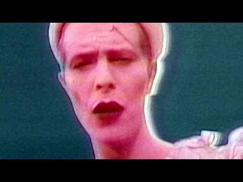 Youtube: David Bowie / Ashes to Ashes