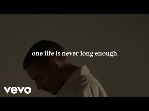 Youtube: Dermot Kennedy - One Life (Sonder Lyric Video)