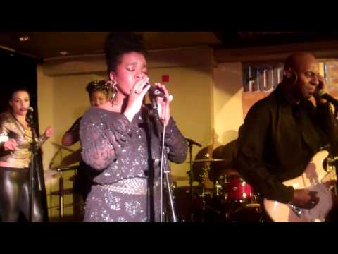 Youtube: Loose Ends Tell me what you want Live @ The Hoochie Coochie Newcastle