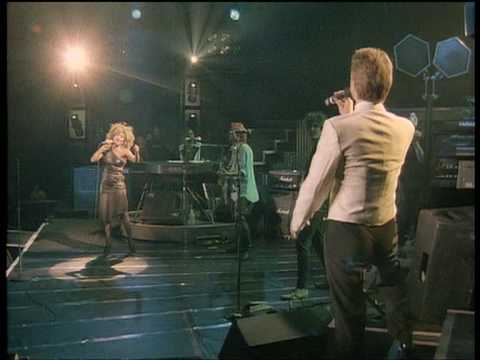 Youtube: Tina Turner & David Bowie - Tonight (Live)