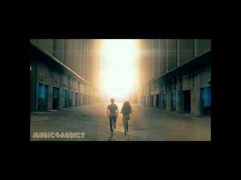 Youtube: Bag Raiders - Way Back Home (Official Vodafone Song 2011)