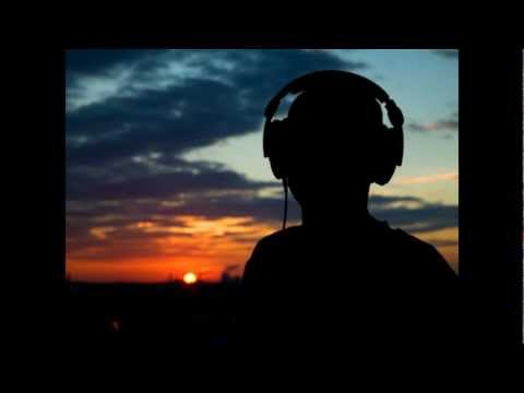 Youtube: Paul Kalkbrenner - Altes Kamuffel (long version)