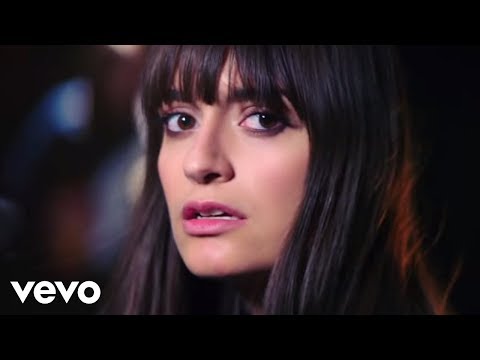 Youtube: Clara Luciani - La grenade (Clip officiel)