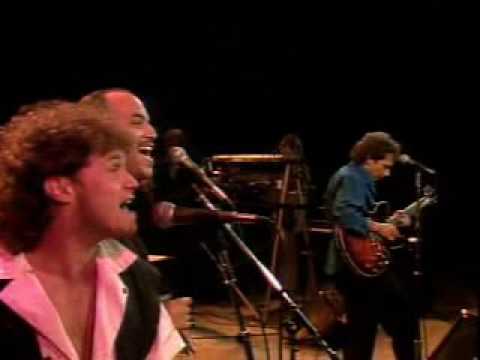 Youtube: Lee Ritenour, feat. Phil Perry - Mr Briefcase