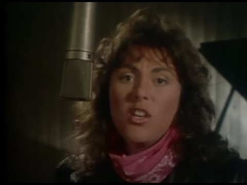 Youtube: Laura Branigan - Solitaire (Official Music Video)