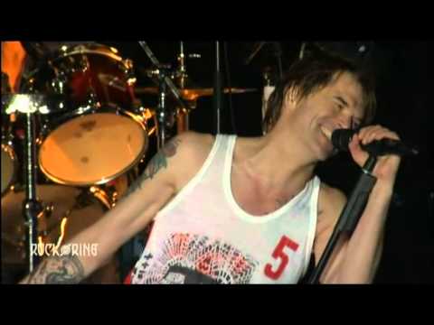 Youtube: Rock am Ring 2012 - Die Toten Hosen - Schrei nach Liebe