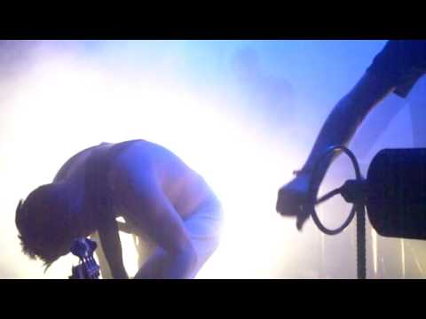 Youtube: Karjalan Sissit - Skitfolk (live in Eskilstuna, Sweden 2009)