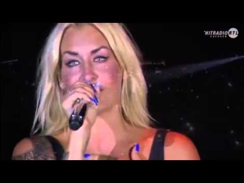 Youtube: Sarah Connor -  "Wie schön Du bist" LIVE @ Stars For Free, Chemnitz (28.08.2015)