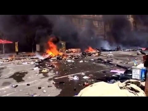 Youtube: Киев, зачистка майдана Независимости, майдан в огне 7 августа 7.08