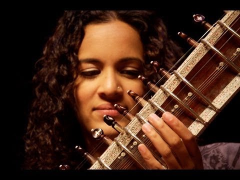 Youtube: Anoushka Shankar plays 'Pancham Se Gara'