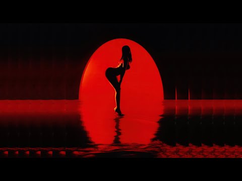 Youtube: Kali Uchis - Moonlight (Official Lyric Video)