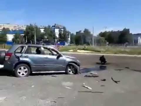 Youtube: Donetsk. Near RR Vokzal After Ukraine Artillery. 21 July 2014 (DPR)