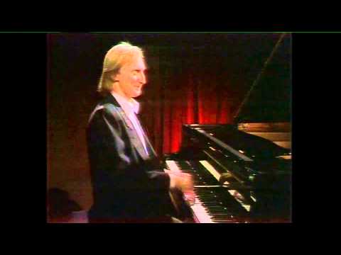 Youtube: ♫ Klavierkunst — Die Otto-Show VI (1978)