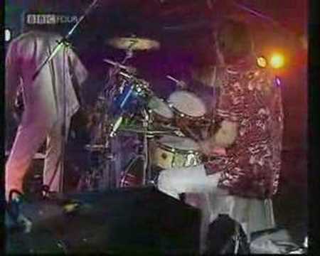 Youtube: Lindisfarne - We Can Swing Together (Live 1978)