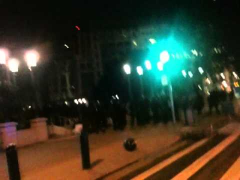 Youtube: Police raid Occupy Oakland, Oct 25, 5am