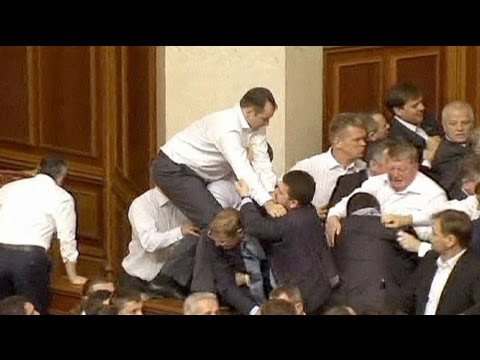 Youtube: Wieder Schlägereien im ukrainischen Parlament