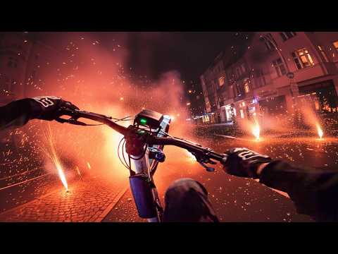 Youtube: BERLIN BRENNT – SILVESTER 25/26