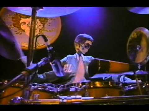 Youtube: Grateful Dead - Touch Of Grey (Music Video)