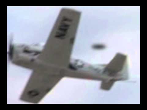 Youtube: NAVY Airplane Near Crash With UFO Clear Daytime Original Footage Nov 2011