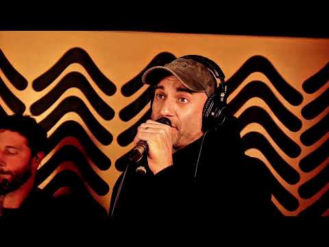 Youtube: Bitter Belief and Shmoné - Jeez Louise Live Remix