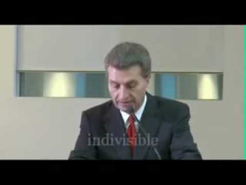 Youtube: Oettinger Rede (englisch)- Oettinger Talking English.flv