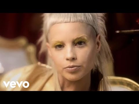 Youtube: Die Antwoord - Rich Bitch (Official Video)