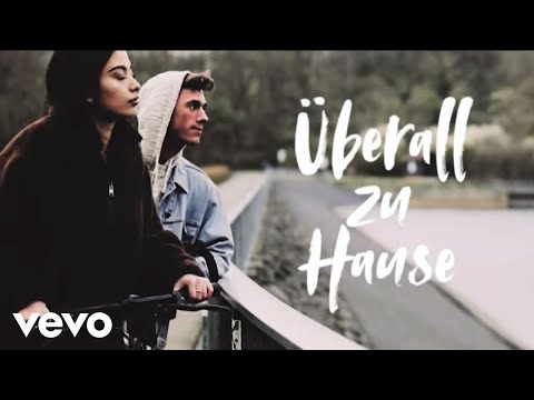 Youtube: Christina Stürmer - Überall zu Hause (Lyric Video)