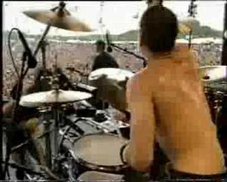 Youtube: Rage Against The Machine  -  Killing In The Name  -  1993