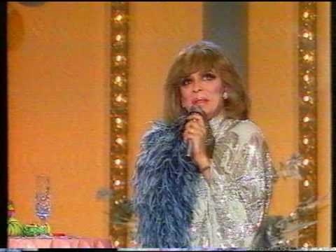 Youtube: Bob Lockwood as Hildegard Knef