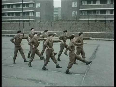 Youtube: Monty Python Tuntenparade