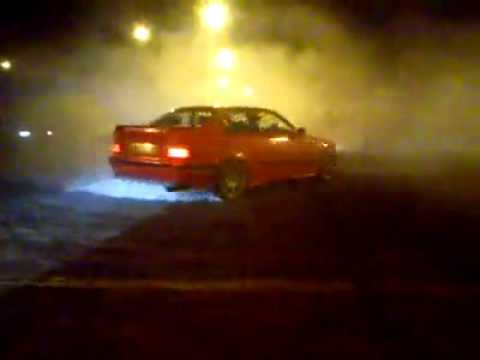 Youtube: Smoking Tyres