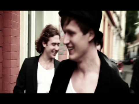 Youtube: Auletta - Ein Engel Kein Koenig - Videoclip in HD