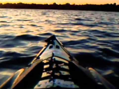 Youtube: Roger Hodgson / Don`t Leave Me Now / Kayaking Music Videos
