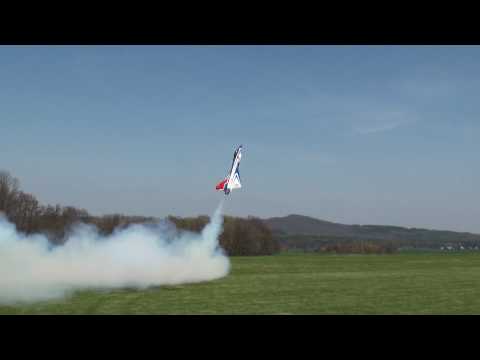 Youtube: Reinholdshain 2010 Flugshow