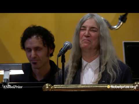 Youtube: Patti Smith performs Bob Dylan's "A Hard Rain's A-Gonna Fall" - Nobel Prize Award Ceremony 2016