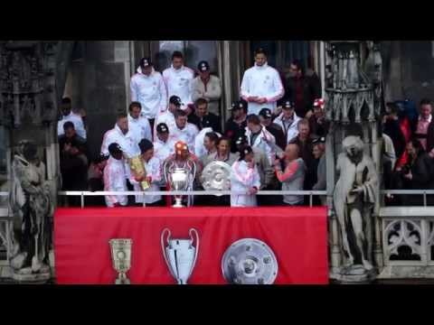 Youtube: FC Bayern Triple-Feier am Marienplatz München